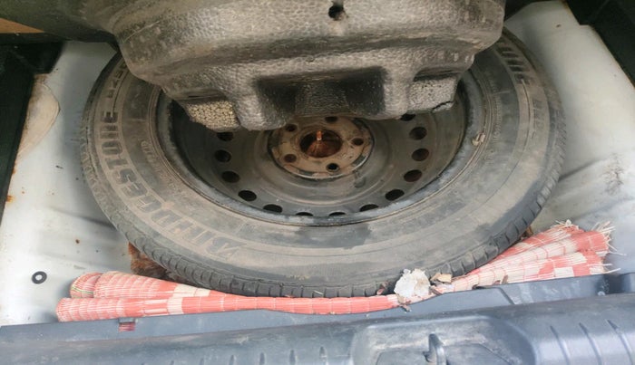 2011 Honda Civic 1.8L I-VTEC V AT, Petrol, Automatic, 68,900 km, tyre