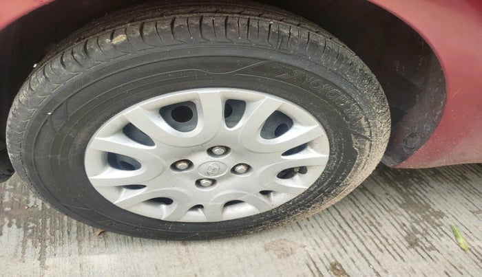 2010 Hyundai i20 MAGNA 1.2, Petrol, Manual, 1,06,232 km, tyre