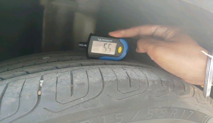 2022 MG ASTOR SAVVY 1.5 CVT, Petrol, Automatic, 13,414 km, tyre