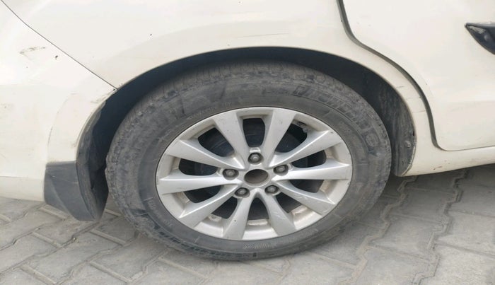 2012 Maruti Ertiga ZXI, Petrol, Manual, 1,39,996 km, tyre