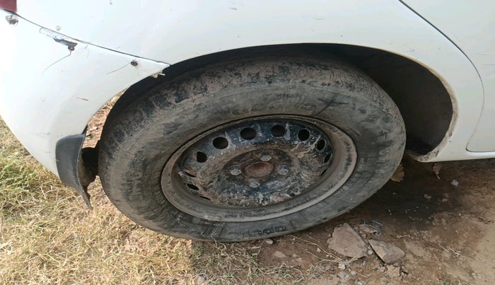 2012 Toyota Etios GD, Diesel, Manual, 94,729 km, tyre