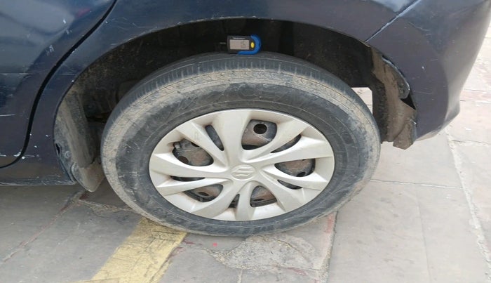 2018 Maruti Swift VXI, Petrol, Manual, 1,32,208 km, tyre