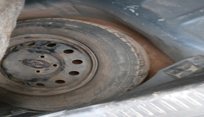 2018 Maruti Swift VXI, Petrol, Manual, 1,32,208 km, tyre