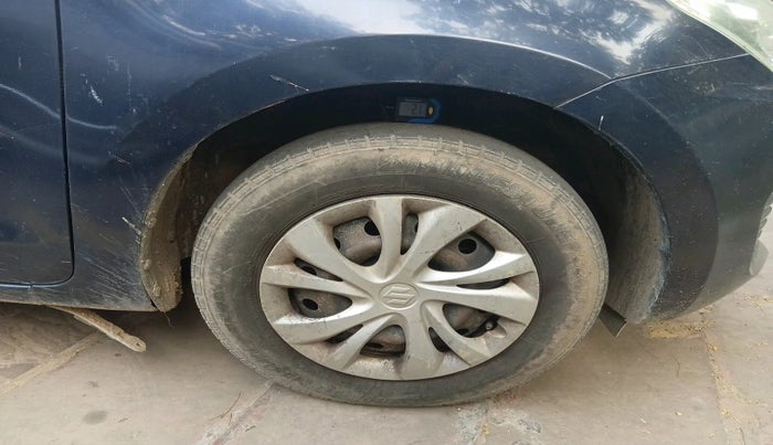 2018 Maruti Swift VXI, Petrol, Manual, 1,32,208 km, tyre