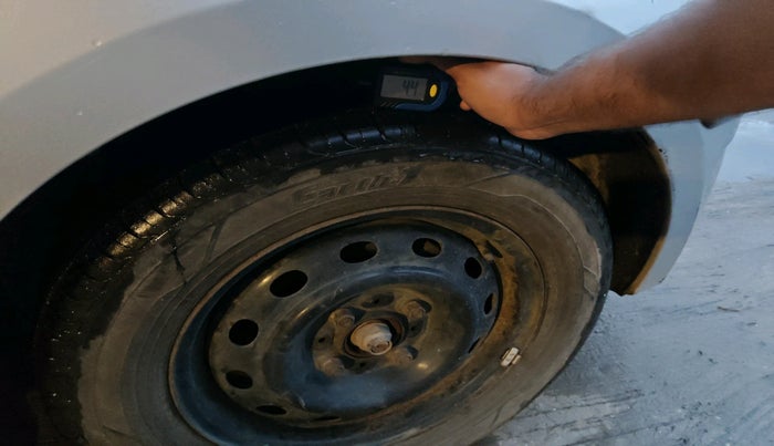 2017 Tata TIGOR XT PETROL, Petrol, Manual, 59,778 km, tyre