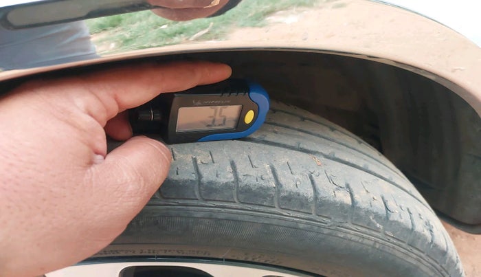 2020 Hyundai AURA SX 1.2 (O), Petrol, Manual, 25,320 km, tyre