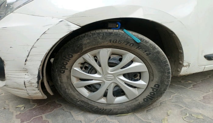 2020 Maruti Swift VXI AMT, Petrol, Automatic, 84,796 km, tyre