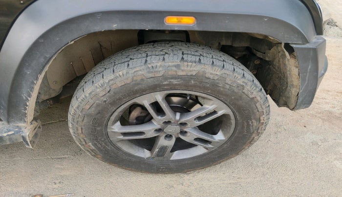 2023 Mahindra Thar LX P 2WD AT HT, Petrol, Automatic, 65,000 km, tyre