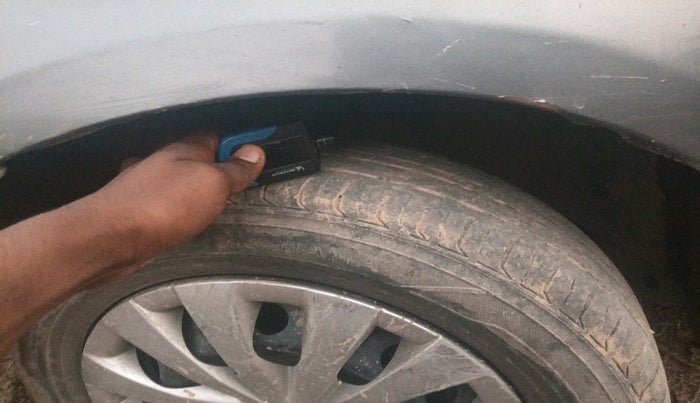 2015 Toyota Etios Liva GD, Diesel, Manual, 1,33,097 km, tyre