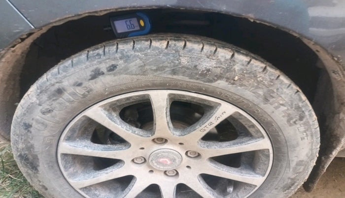 2012 Maruti Alto 800 LXI, Petrol, Manual, 1,16,047 km, tyre