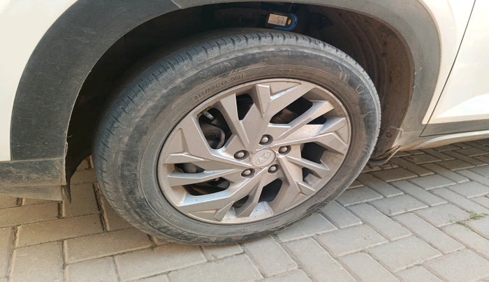 2020 Hyundai Creta SX 1.5 PETROL, Petrol, Manual, 1,36,240 km, tyre