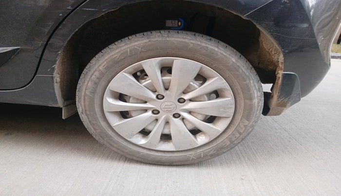 2017 Maruti Baleno SIGMA DIESEL 1.3, Diesel, Manual, 1,41,171 km, tyre