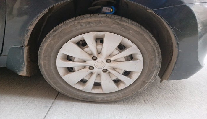 2017 Maruti Baleno SIGMA DIESEL 1.3, Diesel, Manual, 1,41,171 km, tyre