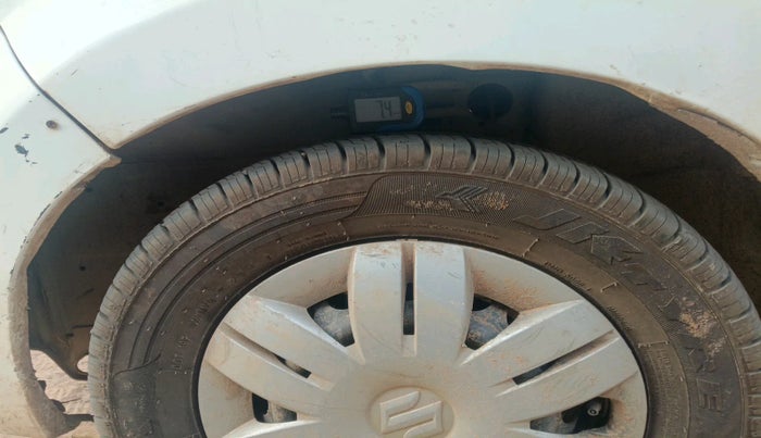 2016 Maruti Alto 800 LXI, Petrol, Manual, 45,517 km, tyre