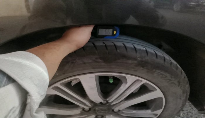 2022 Honda City 1.5L I-VTEC V MT 4TH GEN, Petrol, Manual, 63,425 km, tyre