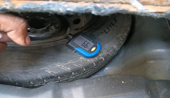 2018 Ford Figo Aspire TITANIUM 1.2 PETROL, Petrol, Manual, 87,021 km, tyre