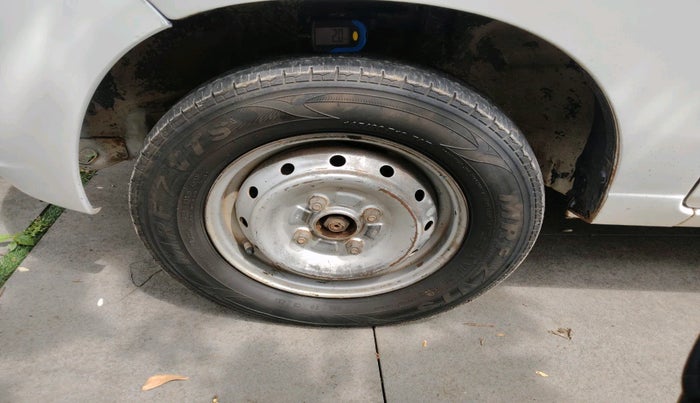 2010 Maruti Alto LX, Petrol, Manual, 1,90,559 km, tyre