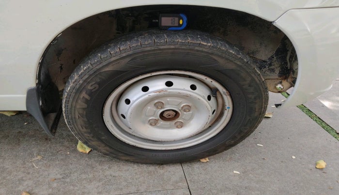 2010 Maruti Alto LX, Petrol, Manual, 1,90,559 km, tyre