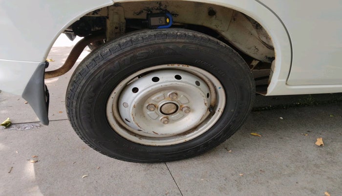 2010 Maruti Alto LX, Petrol, Manual, 1,90,559 km, tyre