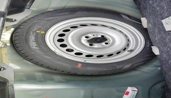 2024 Maruti Baleno SIGMA PETROL 1.2, Petrol, Manual, 21,488 km, tyre