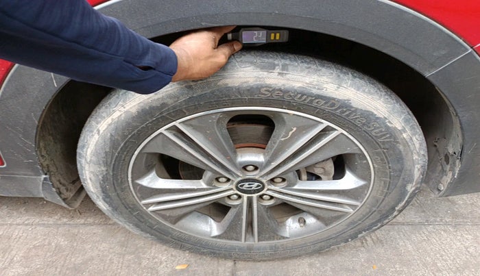 2017 Hyundai Creta SX PLUS AT 1.6 DIESEL, Diesel, Automatic, 1,02,319 km, tyre