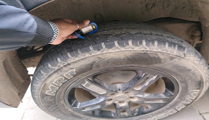 2021 Mahindra Thar LX D AT 4WD HT, Diesel, Automatic, 60,794 km, tyre