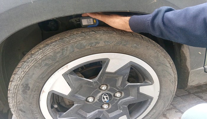 2023 Hyundai EXTER  SX 1.2 AMT, Petrol, Automatic, 8,535 km, tyre