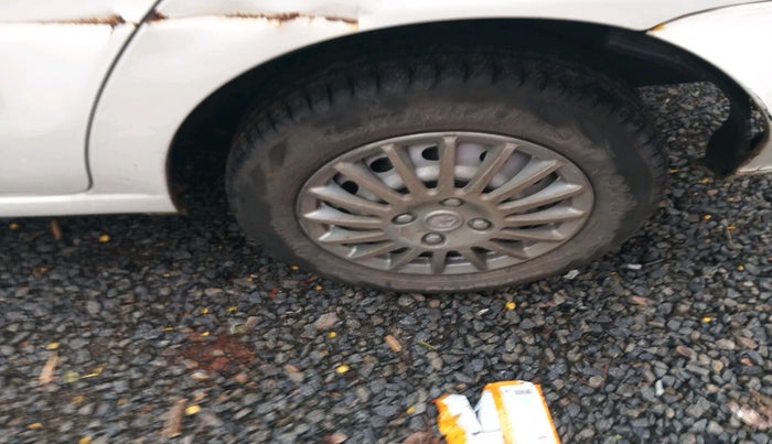 2013 Tata Indigo ECS LX CR4, Diesel, Manual, 1,02,460 km, tyre