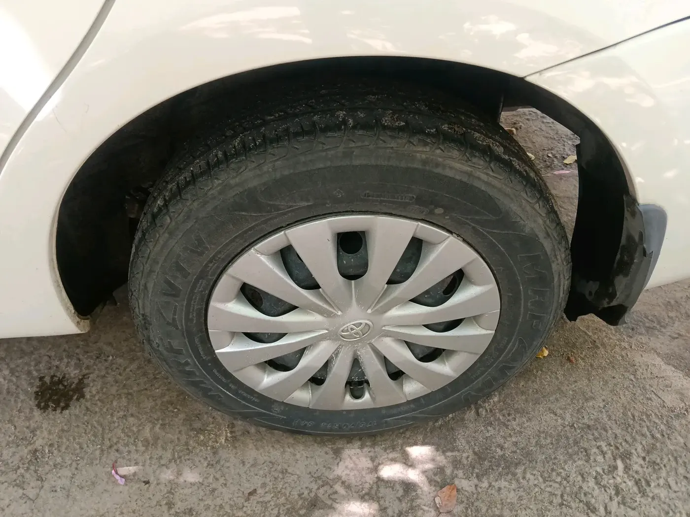 2018 Toyota Etios GD, Diesel, Manual, 41,921 km, tyre