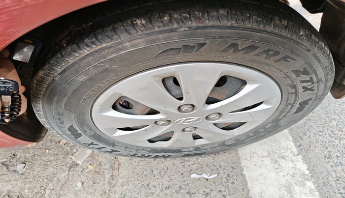 2010 Hyundai i10 MAGNA 1.2, Petrol, Manual, 77,299 km, tyre