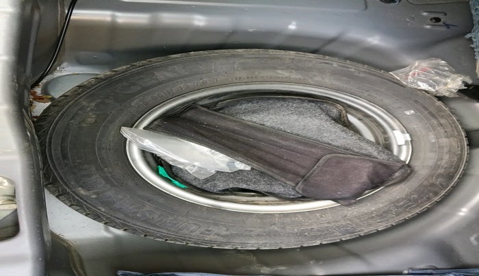 2020 Hyundai NEW SANTRO ERA EXECUTIVE, Petrol, Manual, 8,176 km, tyre