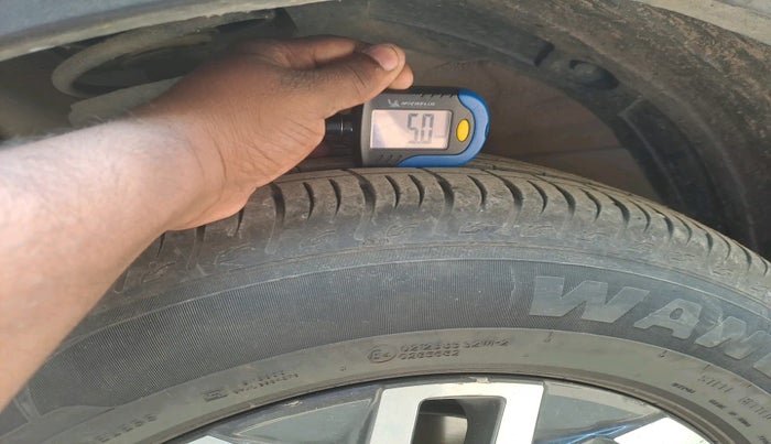 2023 Hyundai VENUE SX 1.5 CRDI, Diesel, Manual, 38,453 km, tyre