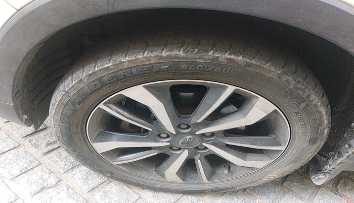 2021 Mahindra XUV300 W8 (O) 1.5 DIESEL, Diesel, Manual, 92,884 km, tyre