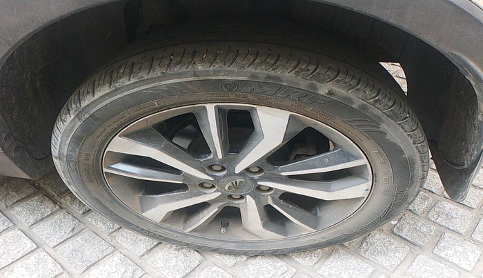 2021 Mahindra XUV300 W8 (O) 1.5 DIESEL, Diesel, Manual, 92,884 km, tyre