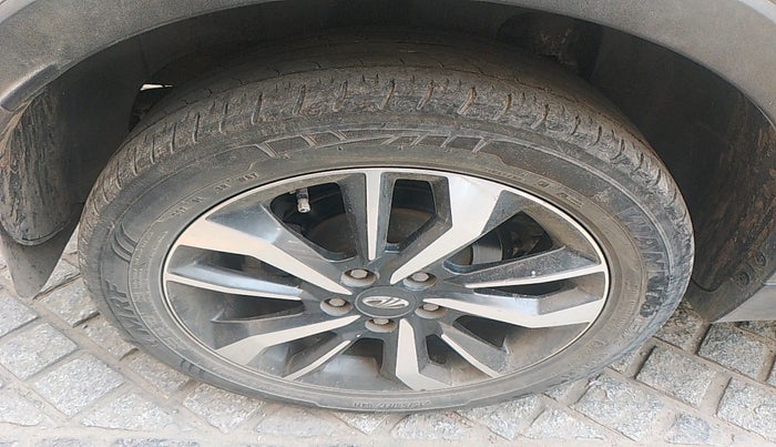 2021 Mahindra XUV300 W8 (O) 1.5 DIESEL, Diesel, Manual, 92,884 km, tyre