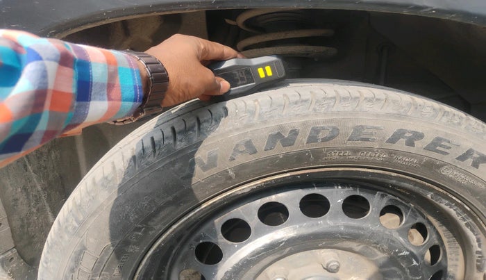 2021 Maruti Vitara Brezza LXI, Petrol, Manual, 94,921 km, tyre