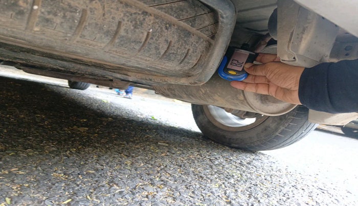 2013 Maruti Ertiga ZXI, Petrol, Manual, 41,542 km, tyre