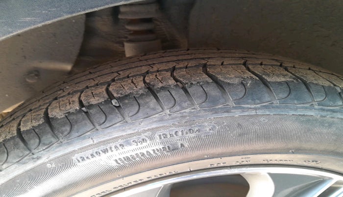 2017 Hyundai Creta SX PLUS AT 1.6 DIESEL, Diesel, Automatic, 1,05,609 km, tyre