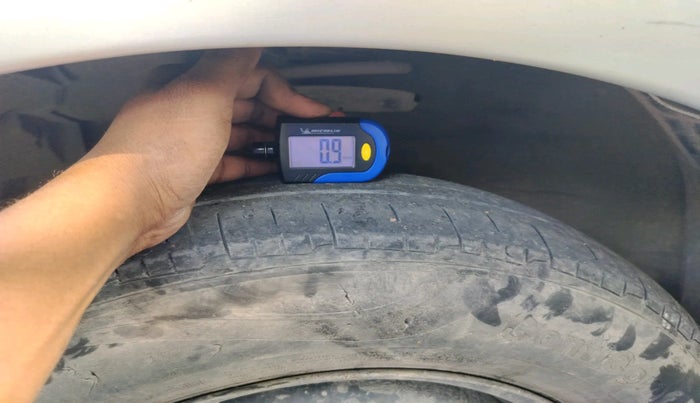 2014 Maruti Swift Dzire VXI, Petrol, Manual, 1,10,514 km, tyre