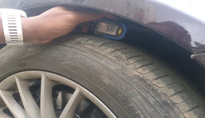 2013 Jaguar XF 2.2 DIESEL LUXURY, Diesel, Automatic, 62,598 km, tyre