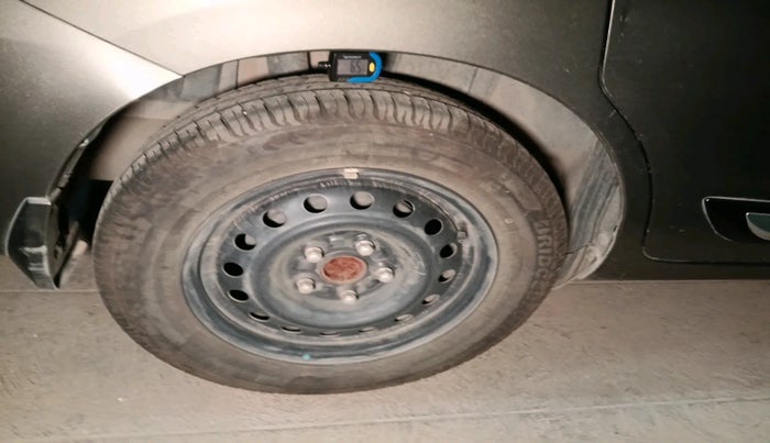 2021 Maruti Ertiga ZXI SHVS, Petrol, Manual, 28,505 km, tyre