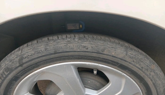 2014 Honda City 1.5L I-VTEC VX, Petrol, Manual, 1,10,227 km, tyre