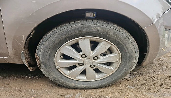 2013 Hyundai i20 ASTA 1.4 CRDI, Diesel, Manual, 1,11,282 km, tyre