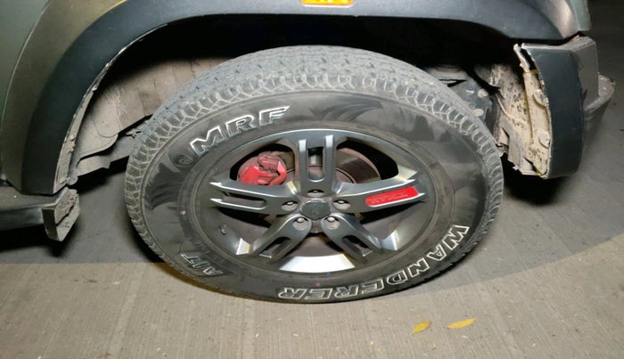 2021 Mahindra Thar LX PETROL HT 4WD AT, Petrol, Automatic, 36,565 km, tyre