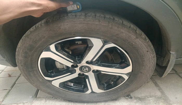 2022 Tata NEXON XZA PLUS (HS) PETROL, Petrol, Automatic, 18,413 km, tyre