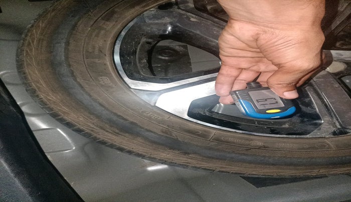 2022 Tata NEXON XZA PLUS (HS) PETROL, Petrol, Automatic, 18,413 km, tyre