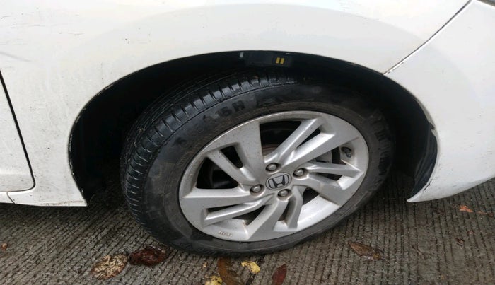 2015 Honda Jazz 1.2L I-VTEC V AT, Petrol, Automatic, 64,769 km, tyre