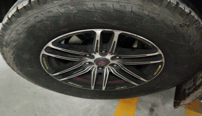 2013 Toyota Fortuner 3.0 4X2 AT, Diesel, Automatic, 48,435 km, tyre