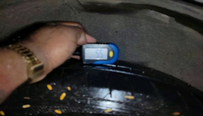 2012 Mahindra XUV500 W8 AWD, Diesel, Manual, 1,29,292 km, tyre