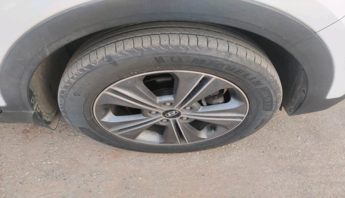 2017 Hyundai Creta SX PLUS AT 1.6 PETROL, Petrol, Automatic, 77,044 km, tyre